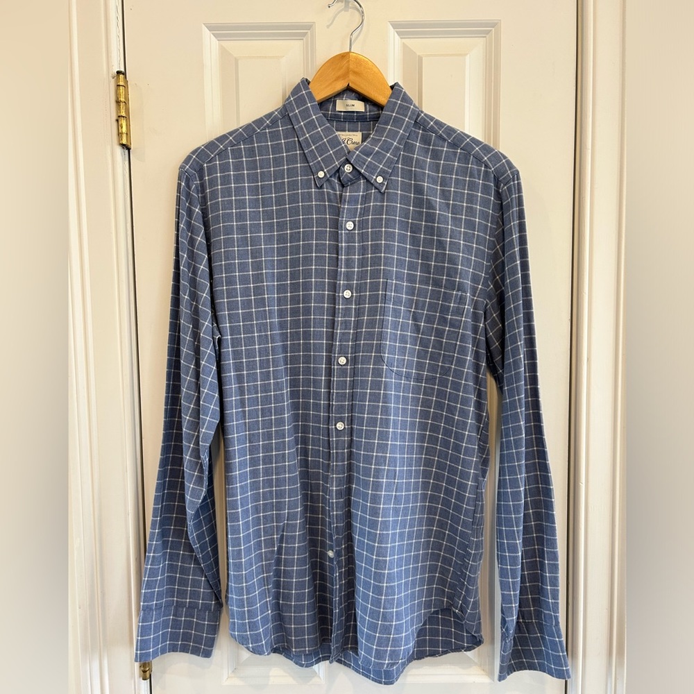 J. Crew Cotton Linen Twill Slim Fit men's medium long sleeve button down shirt.